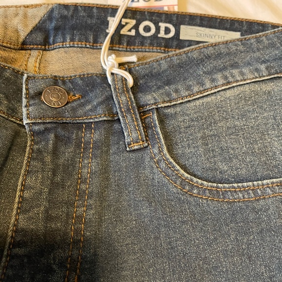 IZOD Mens Skinny Fit Stretch Jeans NWT - Picture 6 of 6